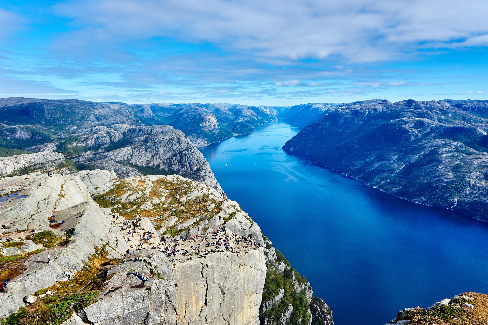 fjord-984130_1920