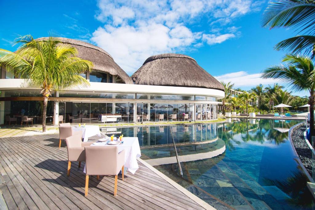 2 Wochen Mauritius im Radisson Blu Beach Resort mit Halbpension schon für 1.299€ p.P. inkl