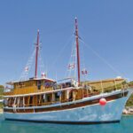 Blaue Reise Kroatien: 1 Woche Insel-Hopping mit dem Motorsegler ab 339€ p.P. inkl. Halbpension & Ausflügen
