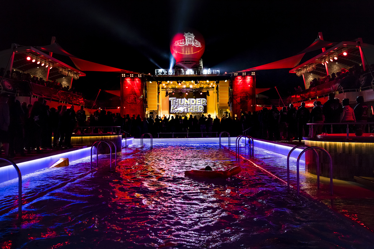  Foto zu 5 Tage Full Metal Cruise 2024 mit Premium All Inclusive auf der Mein 